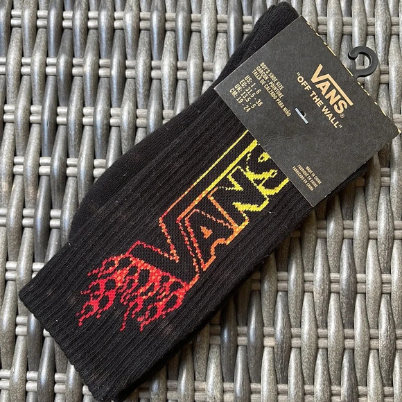 VANS “Off The Wall” Boys socks  
NWT - Picture 6 of 16